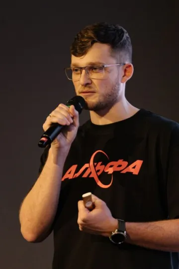 Влад Сазонов — программный комитет AI Native Conf